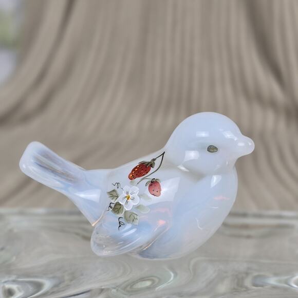 Fenton Glass Opalescent Strawberries & Flowers Hand Painted Bird Signed - Picture 9 of 16